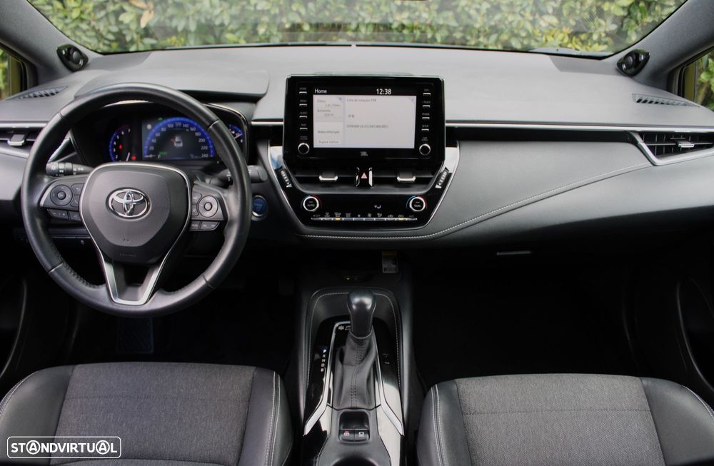 Toyota Corolla 1.8 Hybrid Comfort+P.Sport - 3