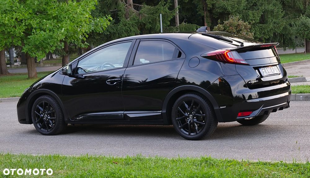 Honda Civic 1.8 i-VTEC Sport Black Edition - 8