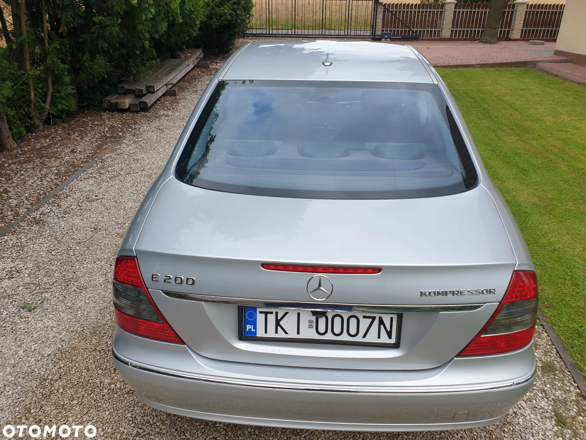 Mercedes-Benz Klasa E - 7
