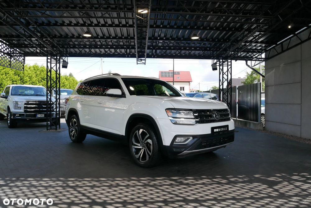 Volkswagen Atlas - 2
