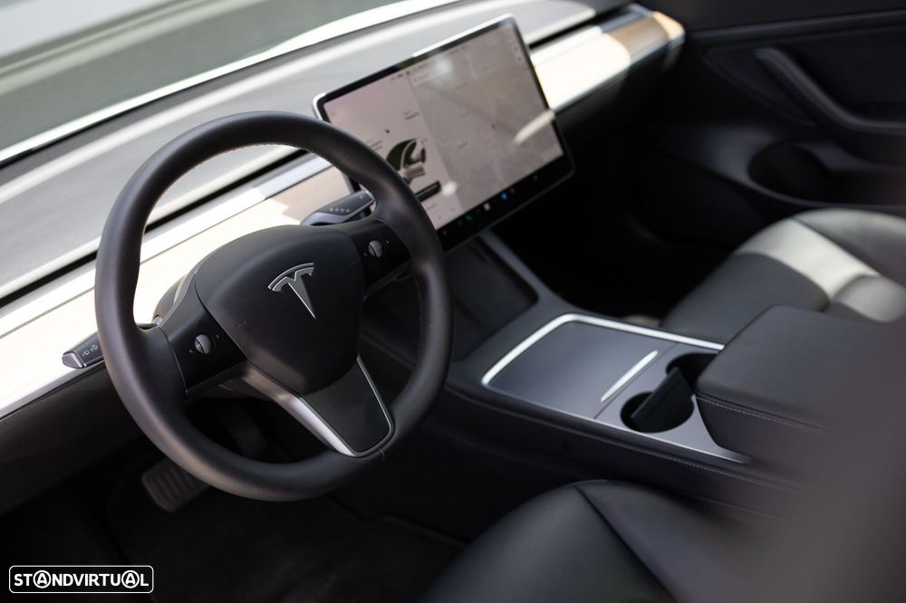 Tesla Model 3 Standard RWD Plus - 2