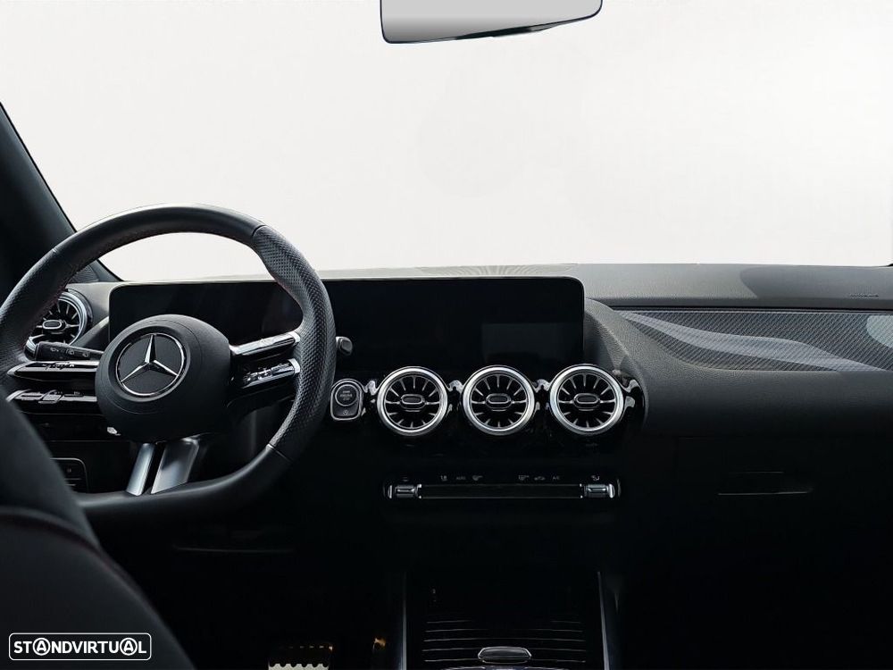 Mercedes-Benz B 180 d - 12