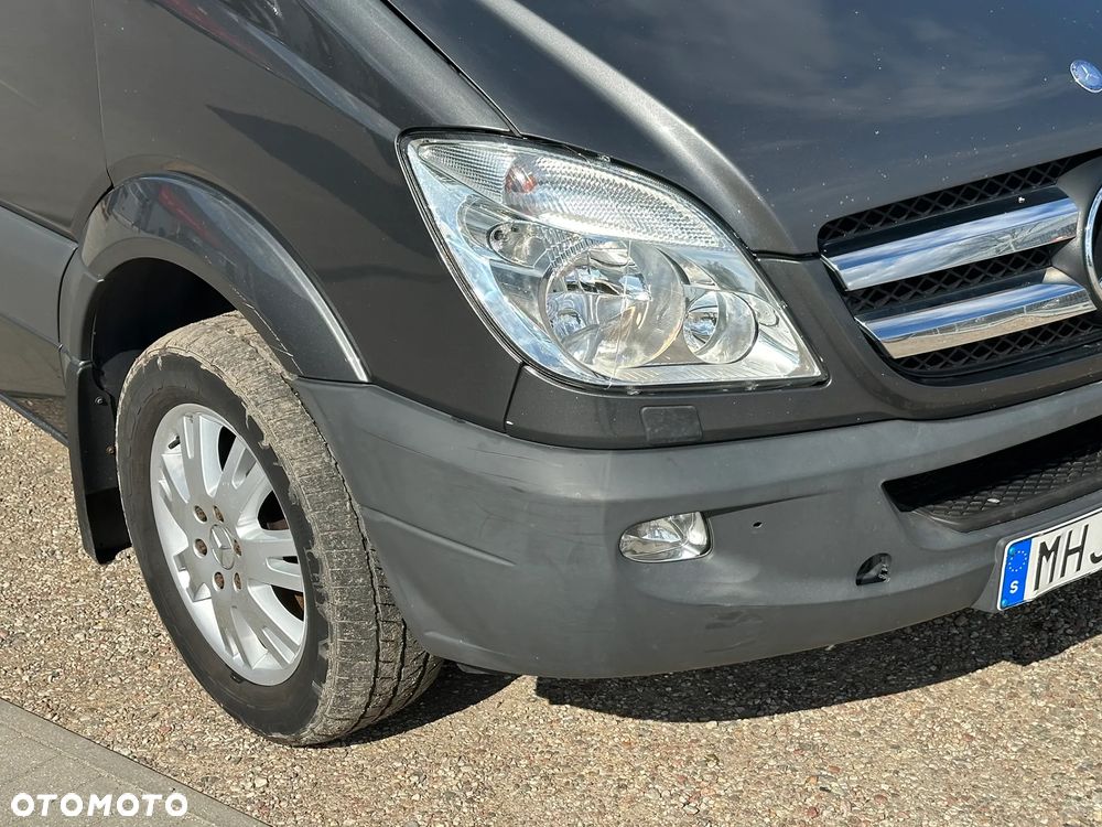 Mercedes-Benz Sprinter W906 - 12