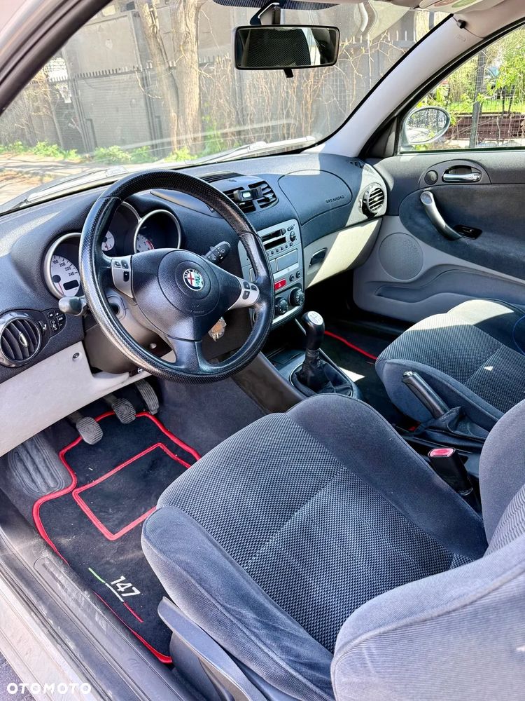 Alfa Romeo 147 1.6 Twin Spark Progression - 6