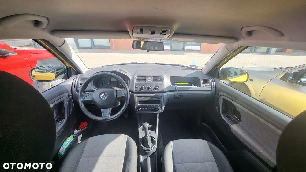 Skoda Fabia 1.2 HTP Active - 7