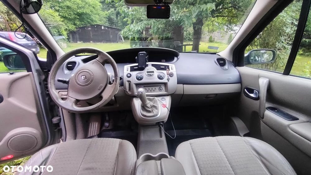 Renault Scenic 1.6 16V Confort Authentique - 8