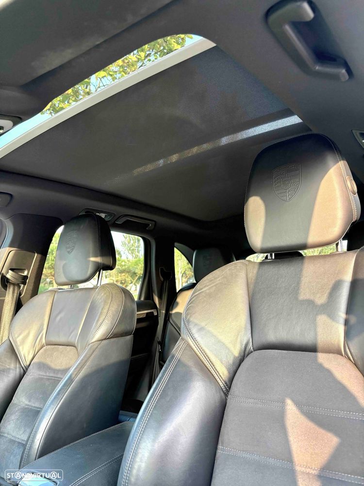 Porsche Cayenne S E-Hybrid - 11