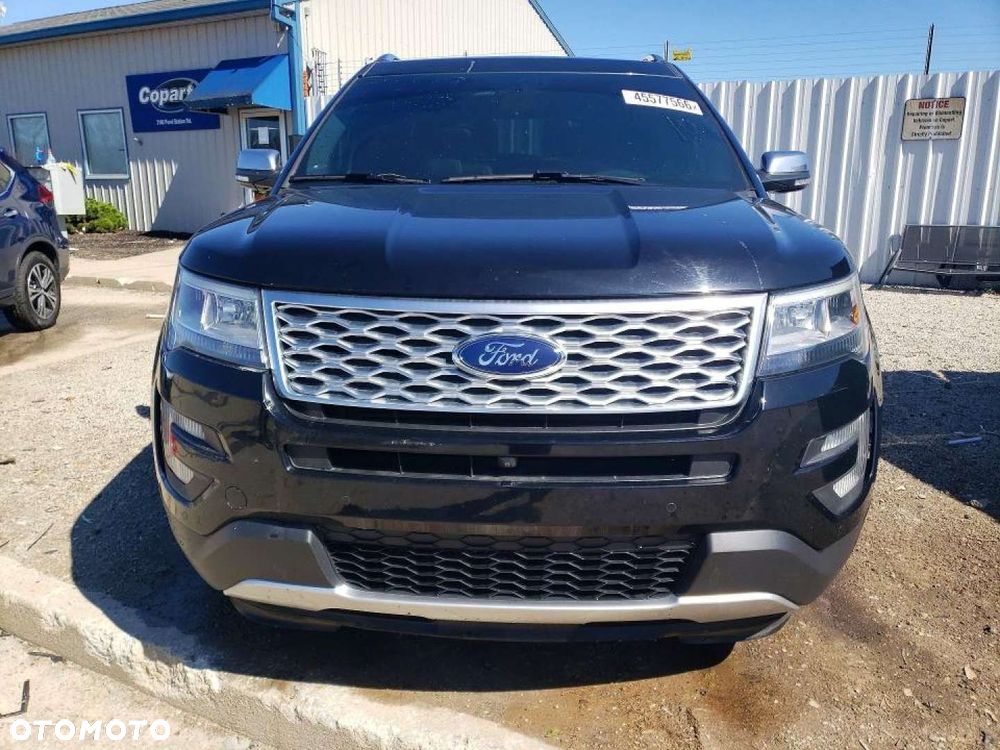 Ford Explorer - 7