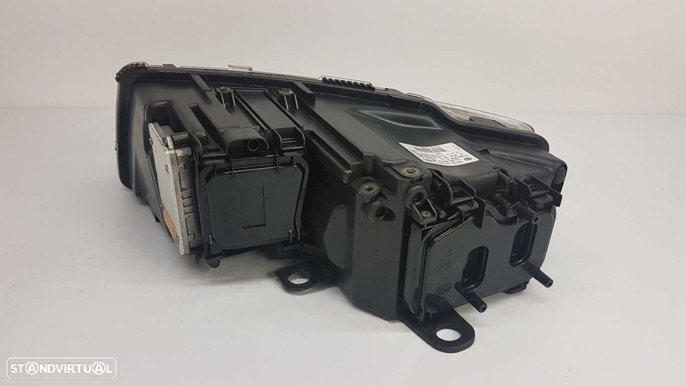 FAROL DIREITO AUDI A8 (4E2) 3.0 TDI QUATTRO - 3