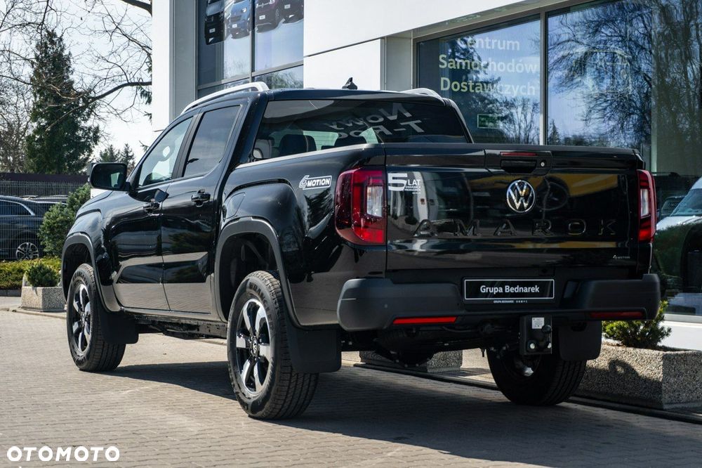 Volkswagen Amarok - 16