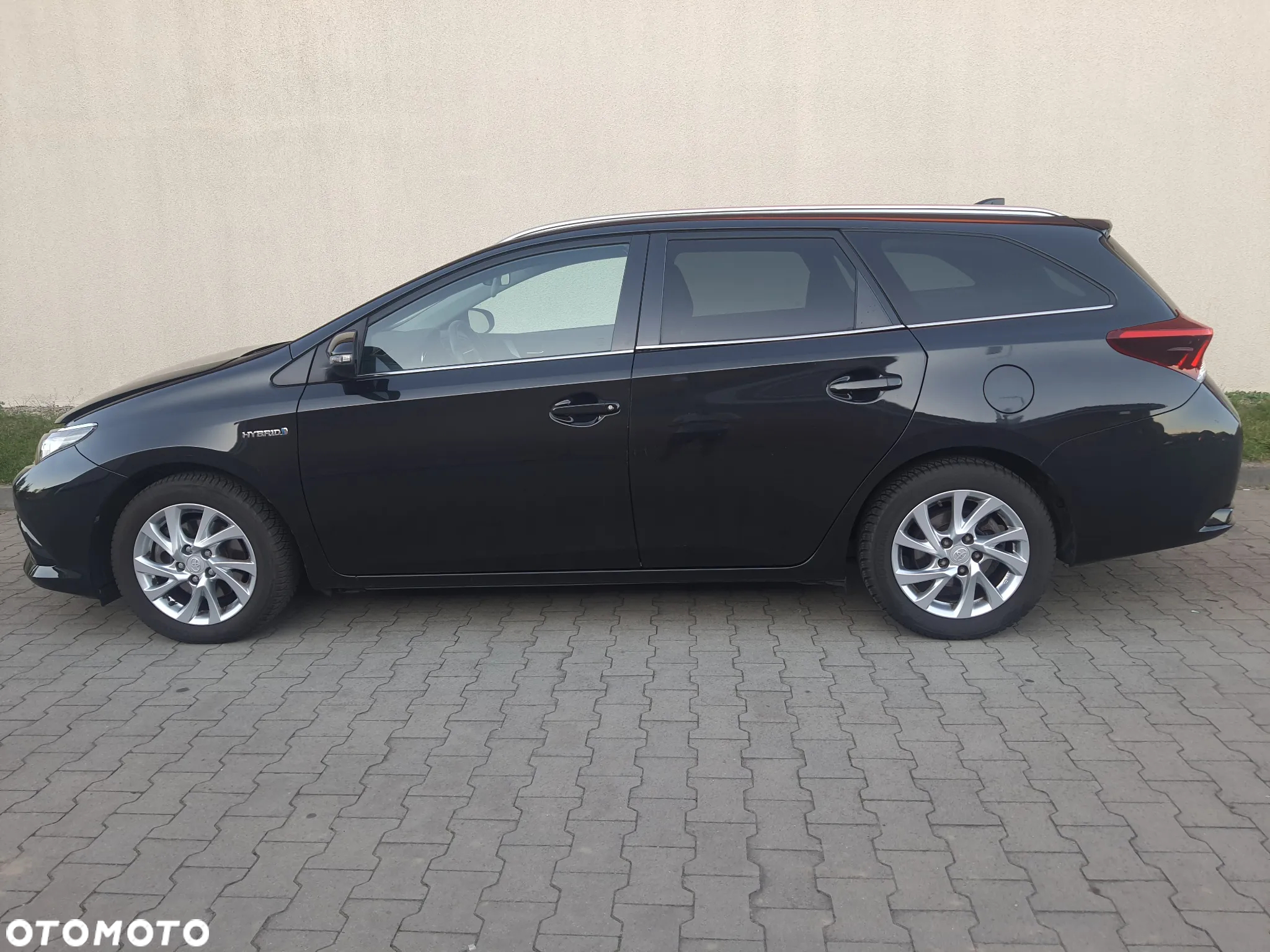 Toyota Auris - 2