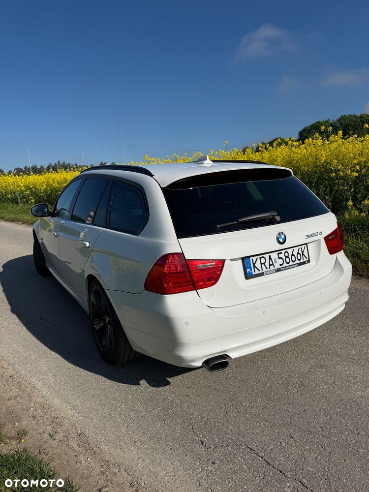 BMW Seria 3 320d - 11