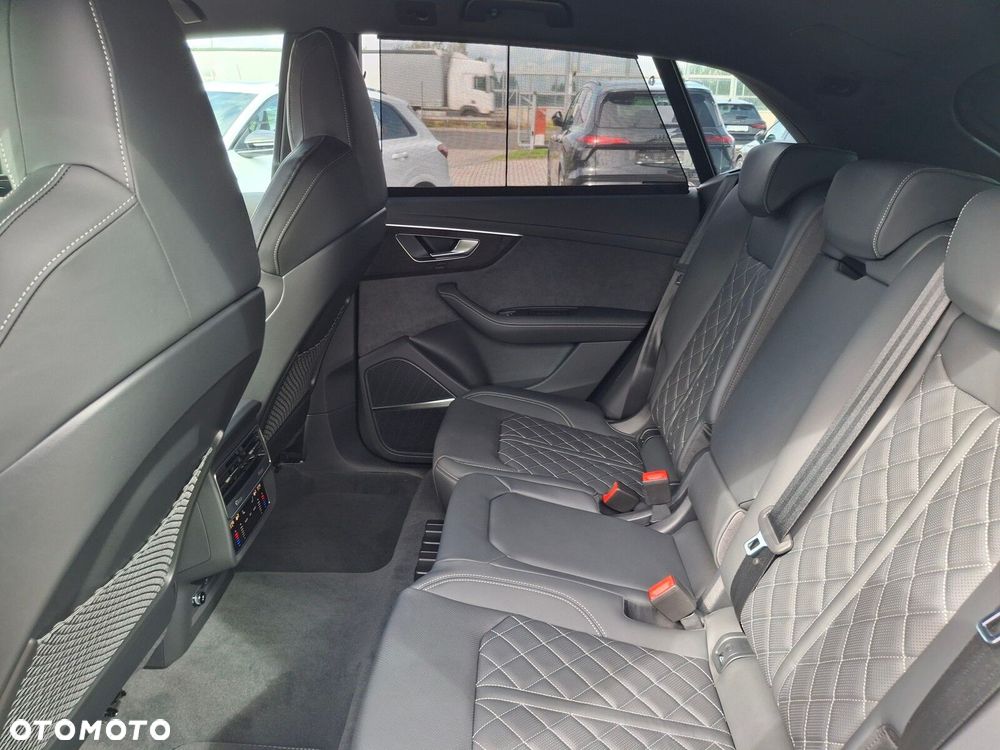 Audi Q8 - 23