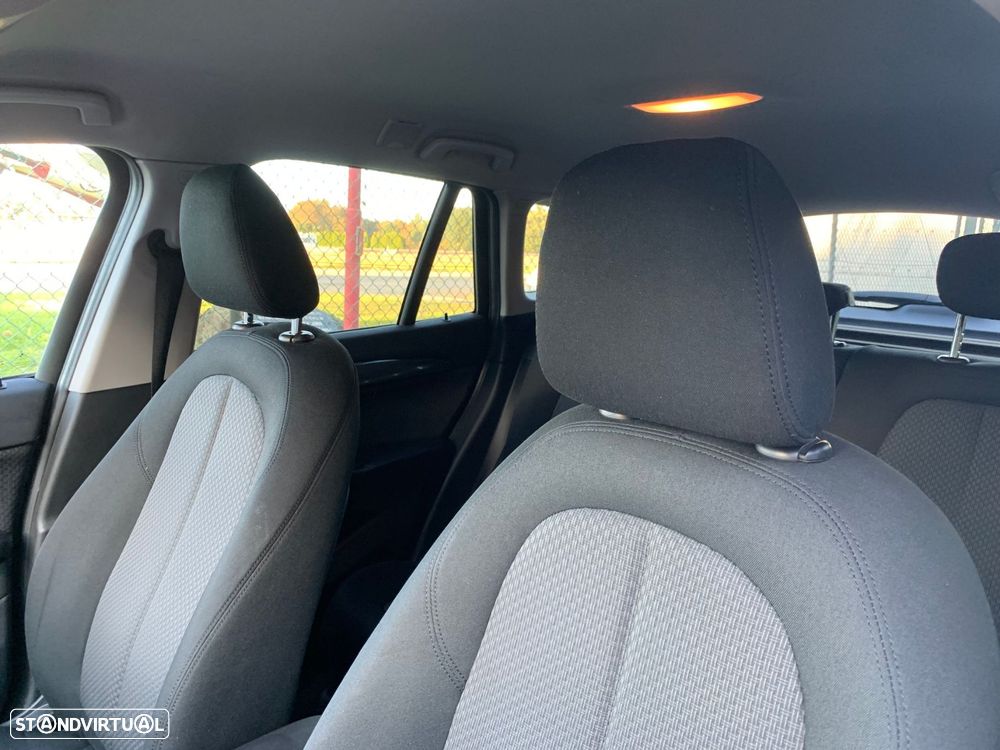 BMW X1 16 d sDrive Pack M - 11