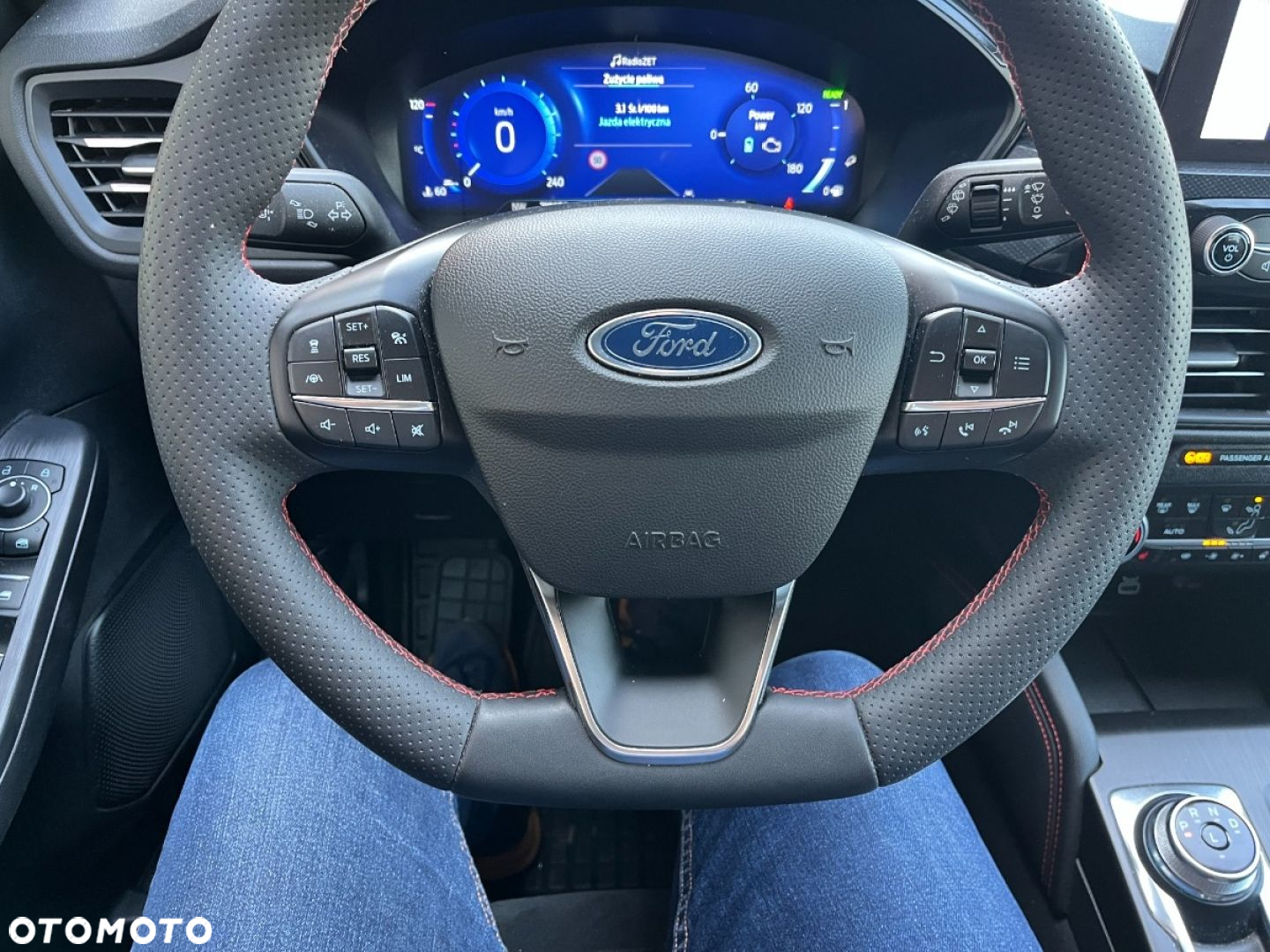 Ford Kuga 2.5 Duratec PHEV ST-LINE - 22