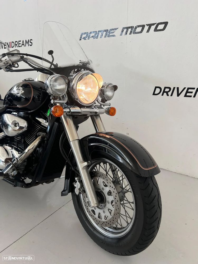 Suzuki Intruder 800 - 4