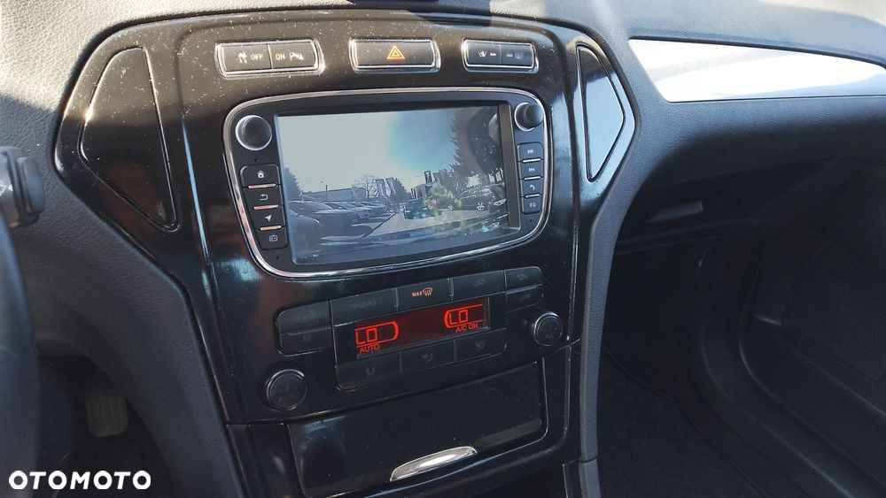 Ford Mondeo 1.8 TDCi Titanium X - 12