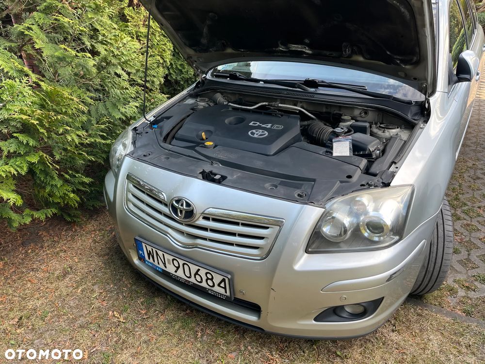 Toyota Avensis 2.0 D-4D Sol - 12