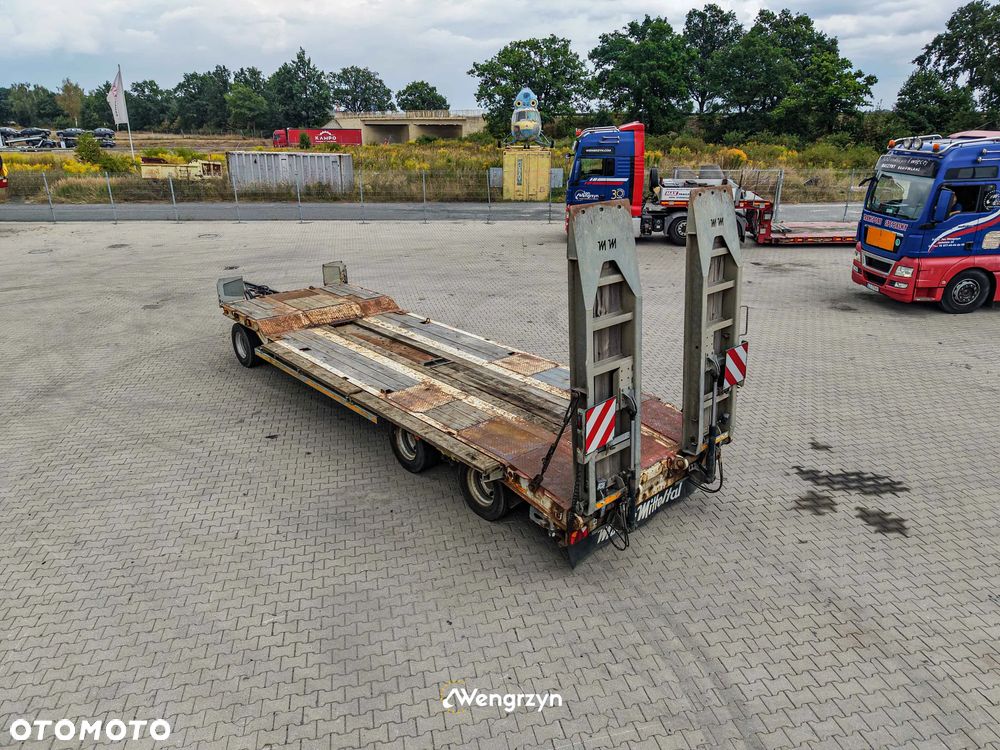 Müller-Mitteltal T3 Profi Przyczepa niskopodwoziowa z najazdami hydraulicznymi - 16