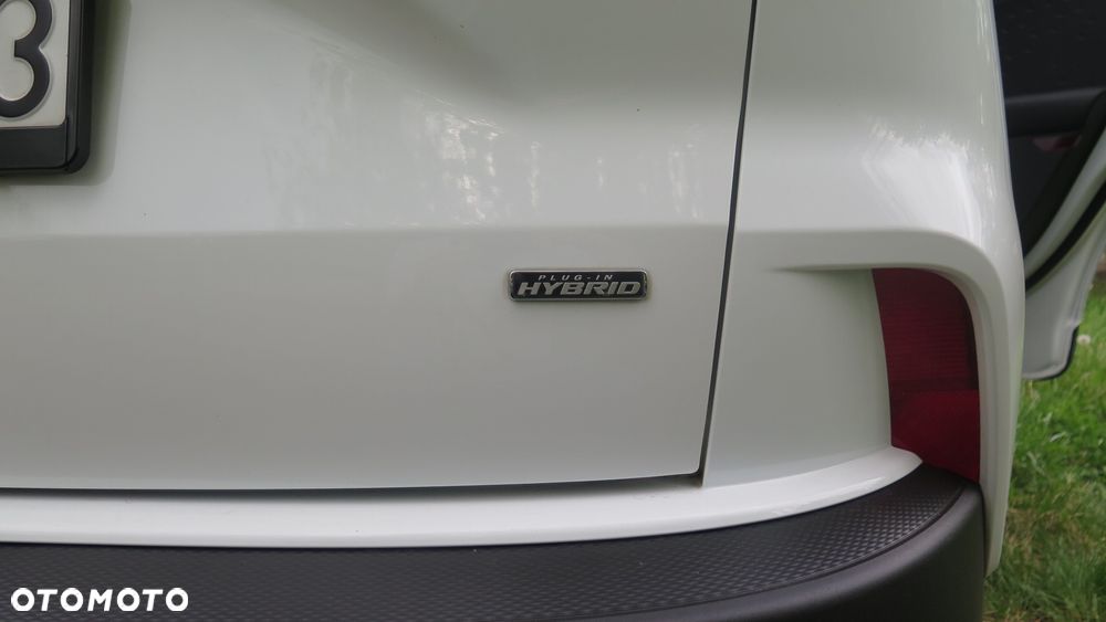 Ford Kuga 2.5P PHEV FWD Titanium - 40