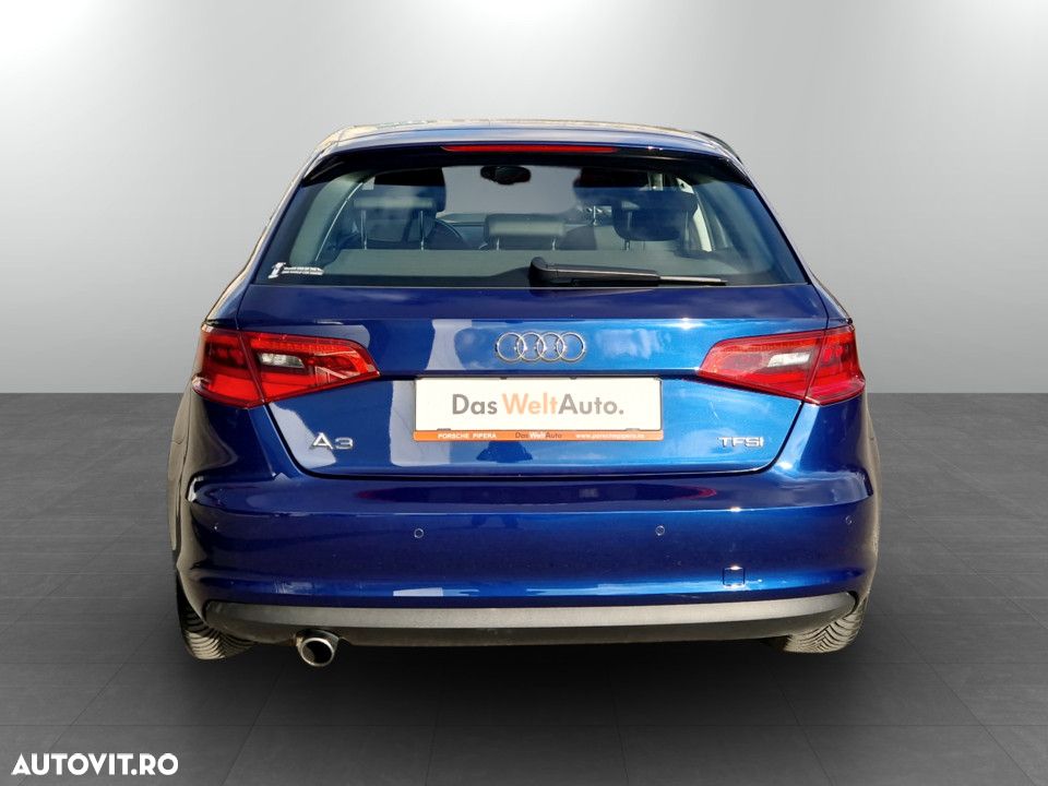 Audi A3 Sportback 1.2 TFSI Stronic Ambiente - 8