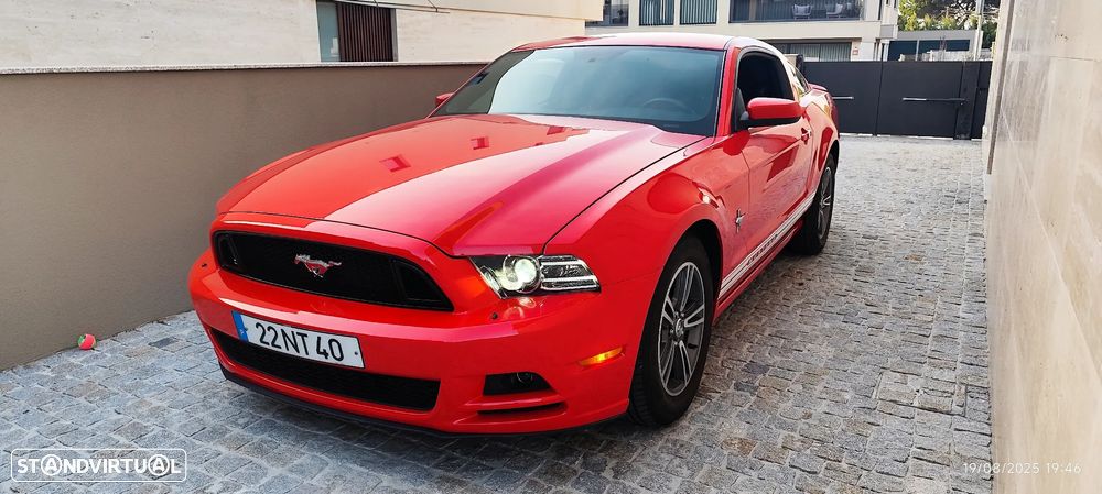 Ford Mustang - 2