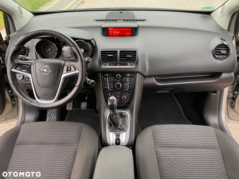 Opel Meriva - 21