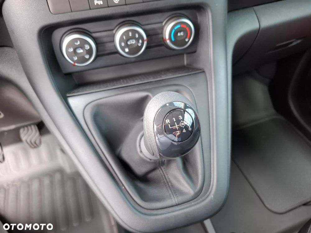 Mercedes-Benz Citan 110 CDI Furgon 2716 mm - 23