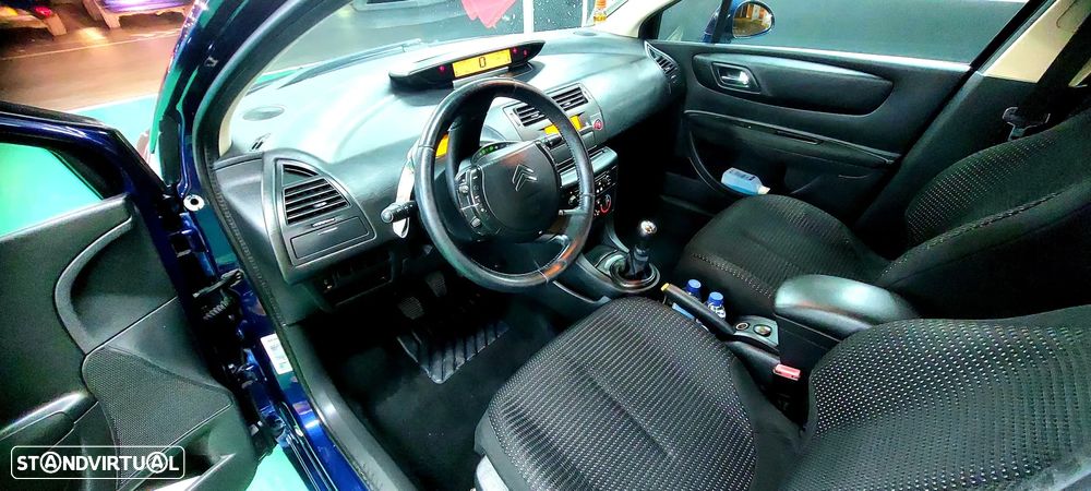 Citroën C4 1.6 HDi VTR Pack - 5
