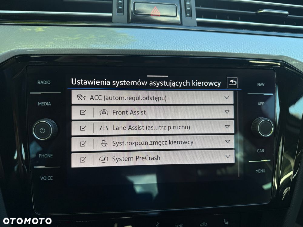 Volkswagen Passat 2.0 TDI EVO Business - 13