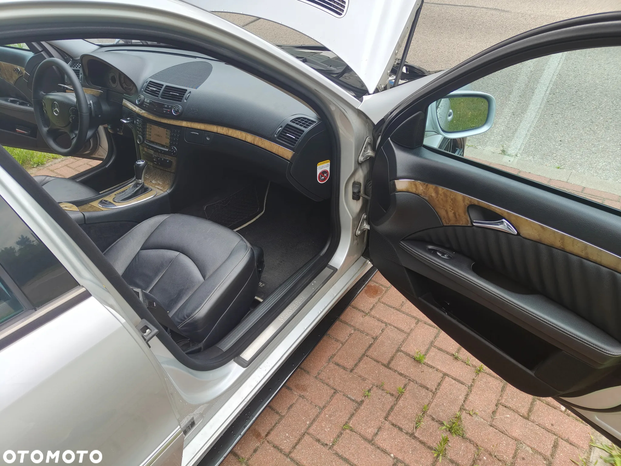 Mercedes-Benz Klasa E 320 CDI Avantgarde - 27