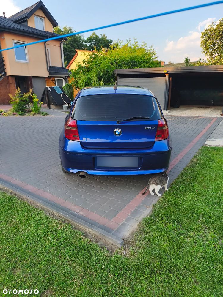 BMW Seria 1 118d - 8