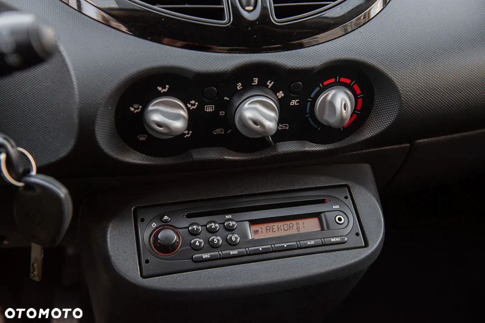 Renault Twingo - 19