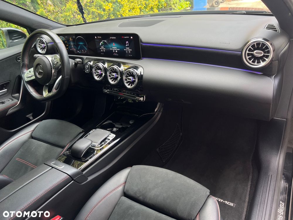Mercedes-Benz Klasa A 180 d AMG Line 7G-DCT - 16