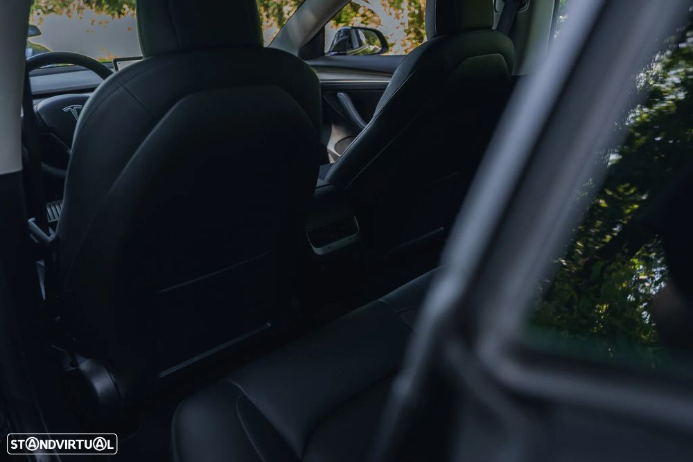 Tesla Model 3 Performance Dual Motor AWD - 17