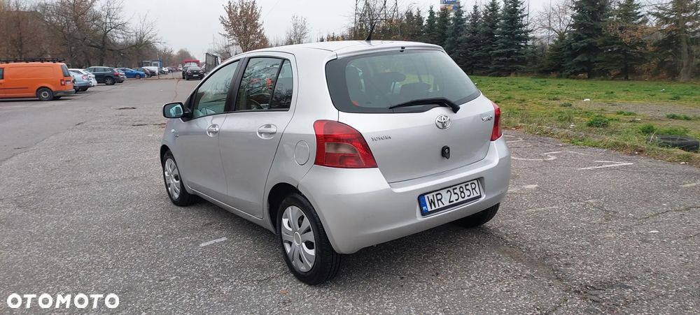 Toyota Yaris 1.4 D-4D Edition - 2