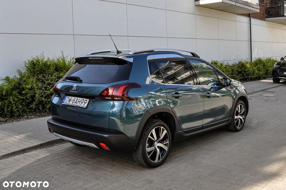 Peugeot 2008 - 4
