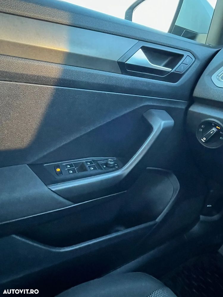 Volkswagen T-Roc 1.0 TSI Life - 12