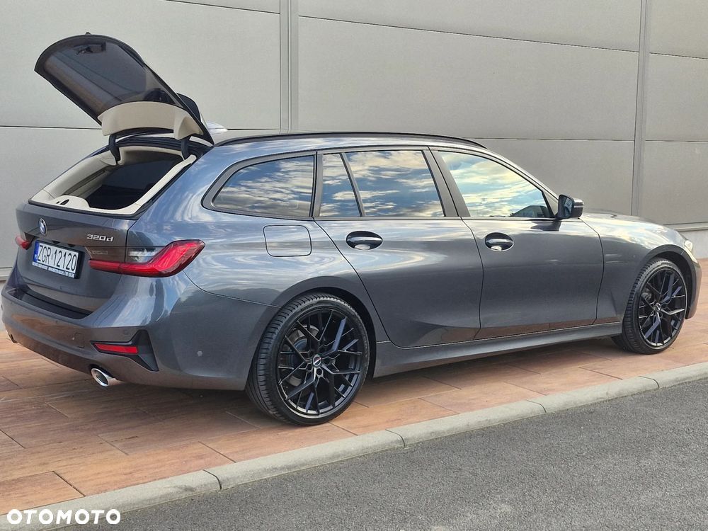 BMW Seria 3 320d Edition M Sport Shadow - 16