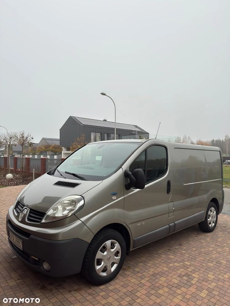Renault Trafic - 15