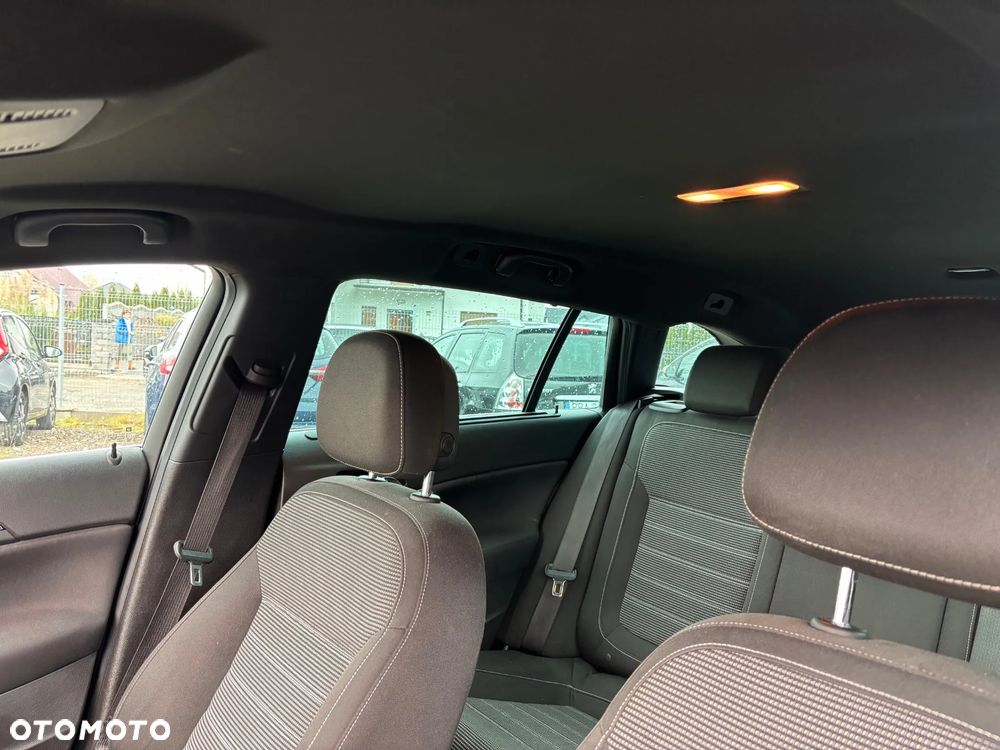 Opel Insignia 2.0 CDTI automatik Edition - 28