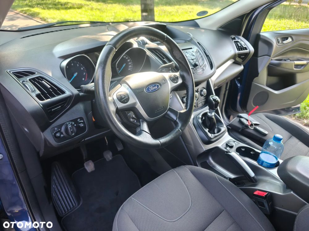 Ford Kuga - 6