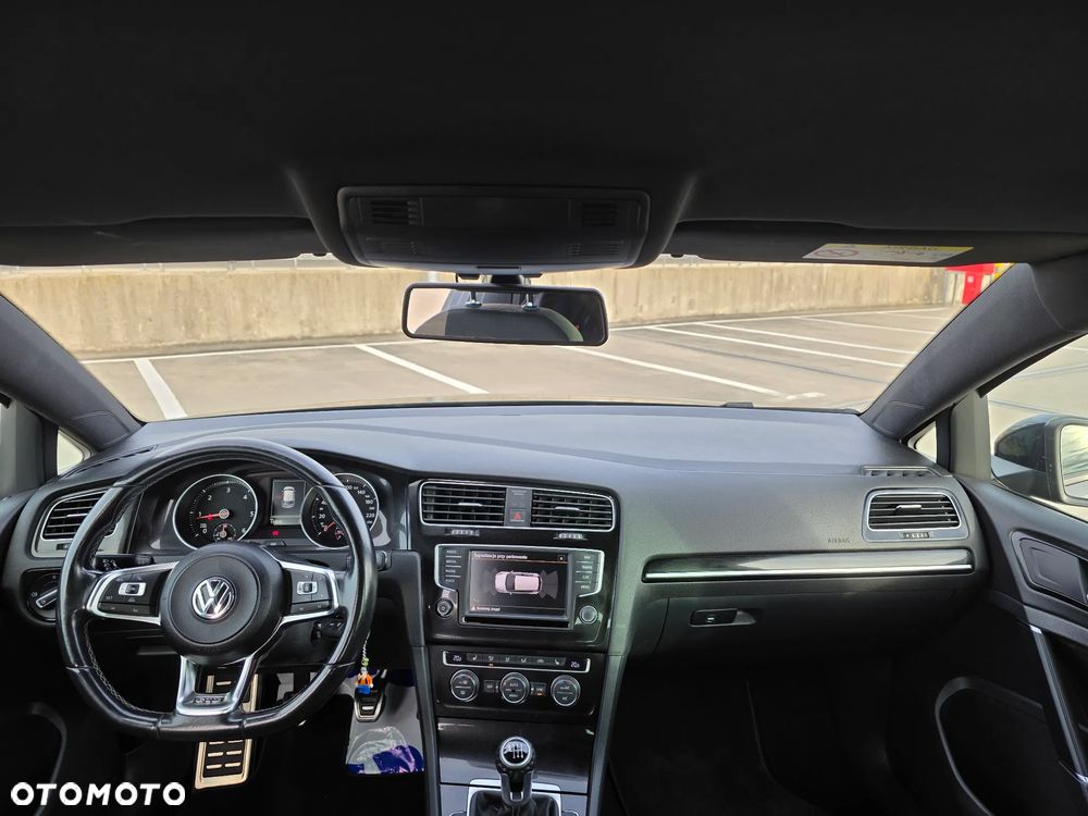 Volkswagen Golf 2.0 TDI BMT GTD - 28