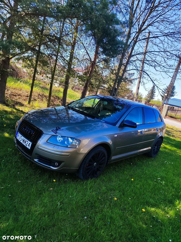 Audi A3 Sportback 2.0 TFSI Attraction - 1