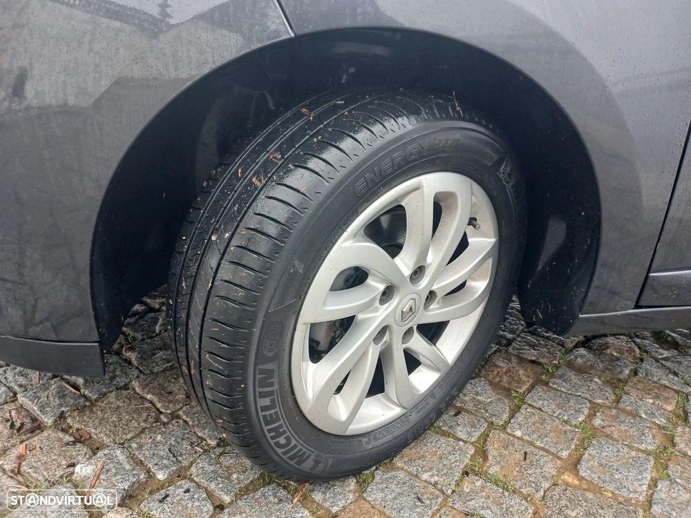 Renault Mégane Sport Tourer 1.5 dCi Dynamique CO2 Champion - 15