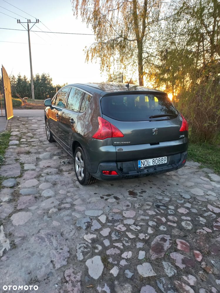 Peugeot 3008 2.0 HDi Premium - 6