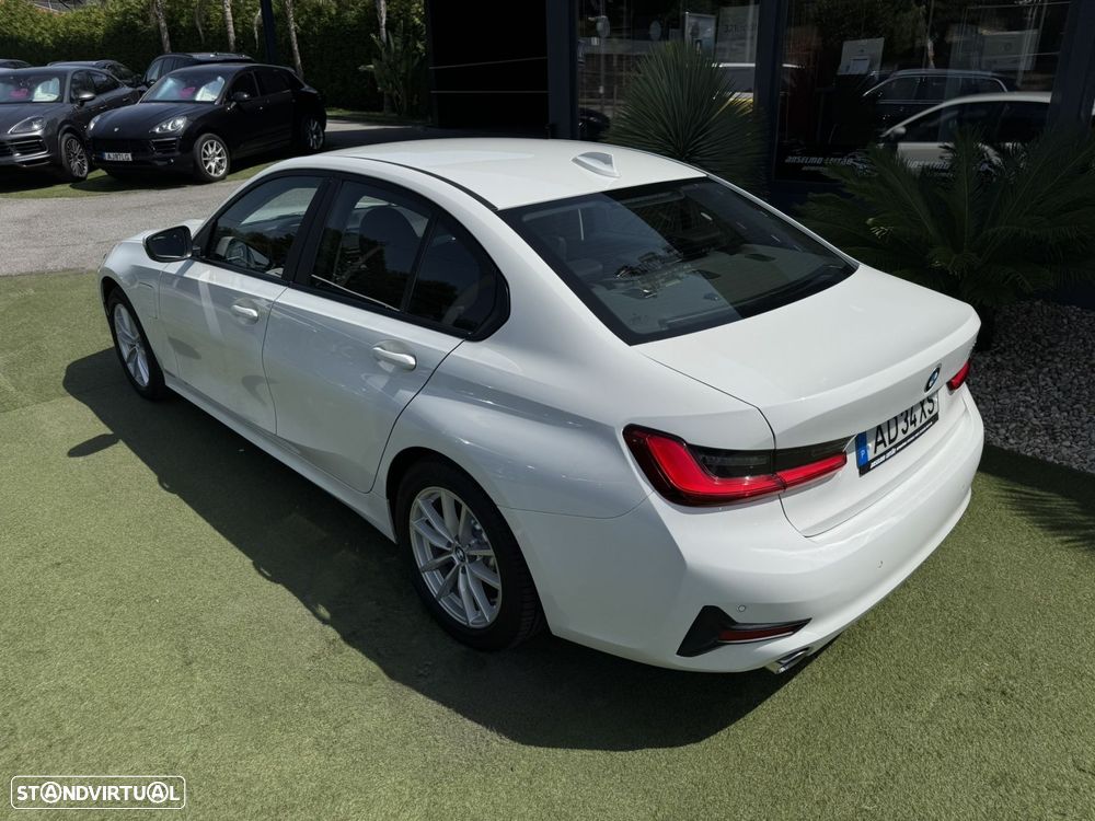 BMW 330 e Corporate Edition Auto - 13