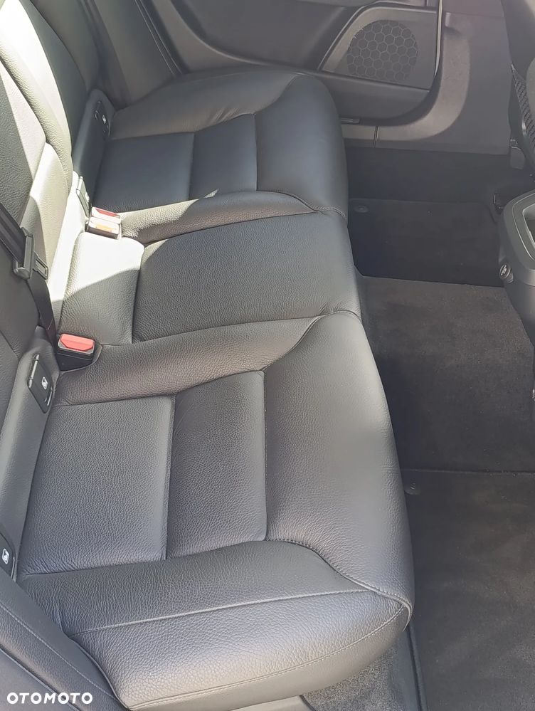 Volvo V90 D4 Momentum - 19