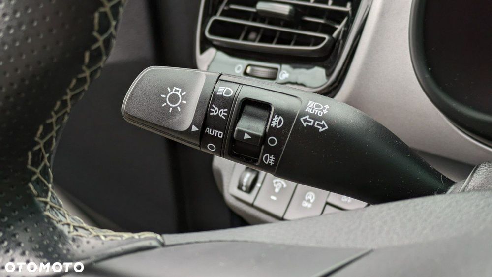 Kia Stonic 1.0 T-GDI L - 21