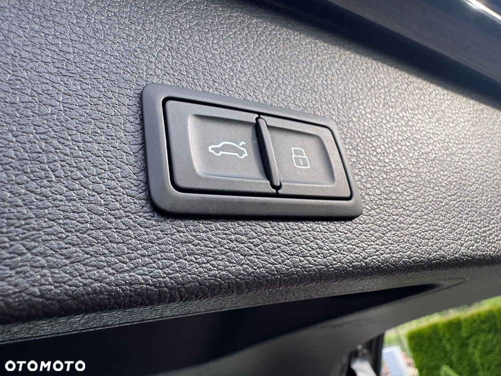 Audi Q2 35 TDI S tronic design - 25